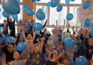 Prawa dziecka i ich symbol- niebieskie balony