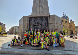 Zdjecie grupowe na Placu Wolności